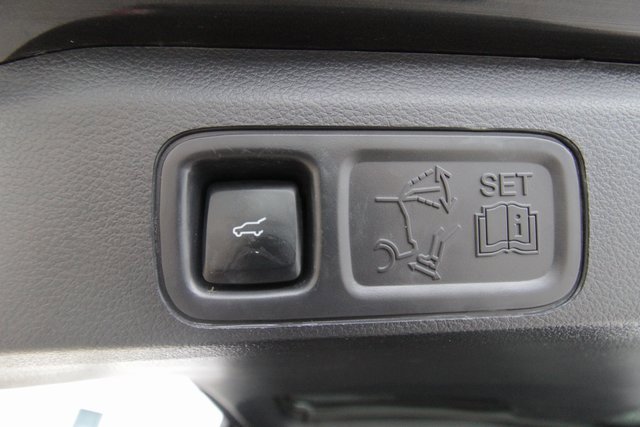 Used 2023 Ford Expedition Max Platinum image 16