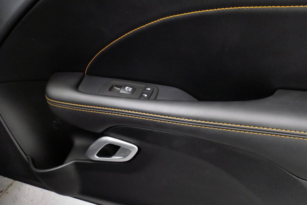 Used 2022 Dodge Challenger R/T Scat Pack RWD image 19