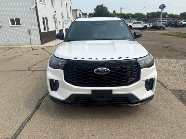 Used 2025 Ford Explorer ST AWD/4WD image 8