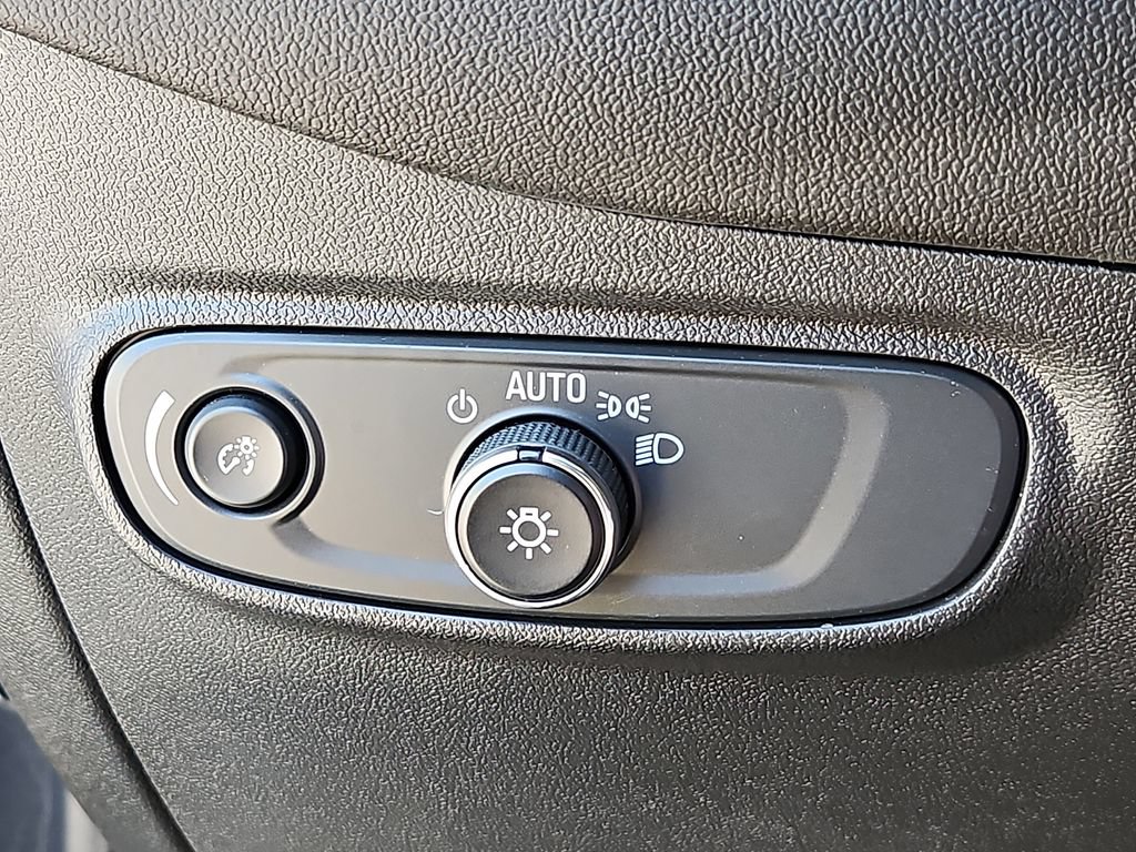 Certified 2023 Chevrolet Equinox LT AWD/4WD image 23