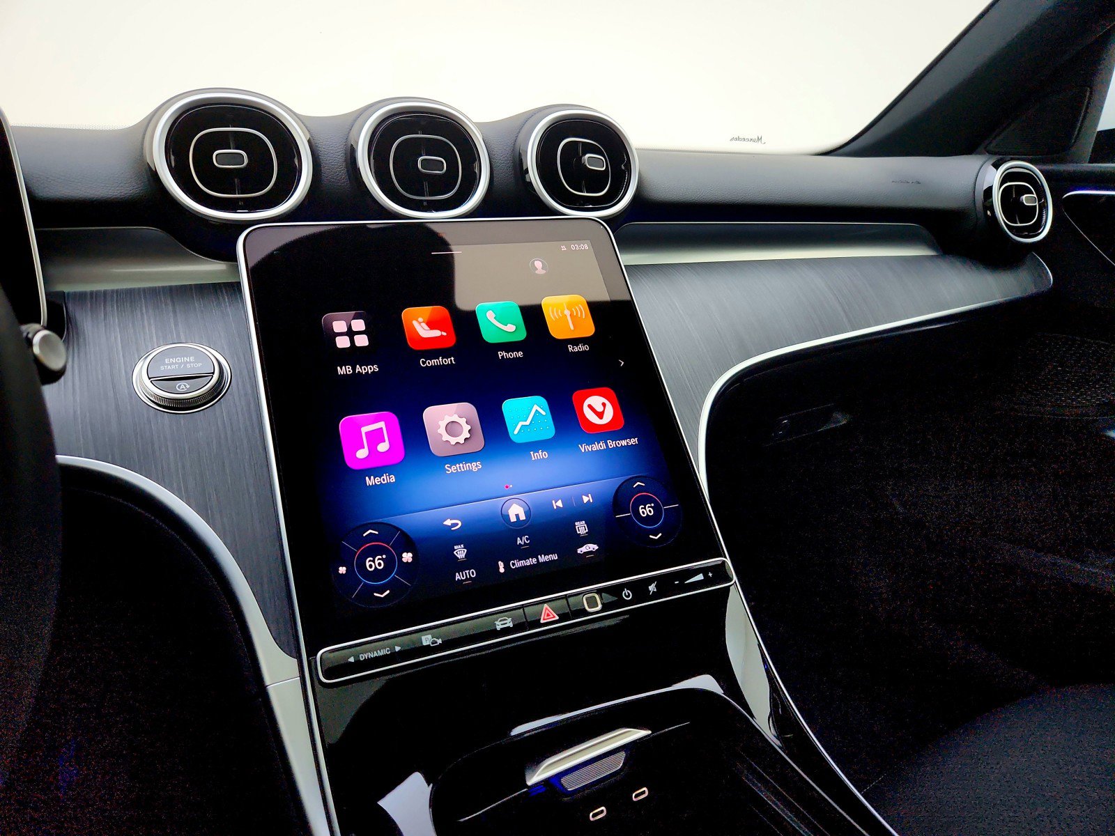 Certified 2025 Mercedes-Benz C 300 Sedan image 19