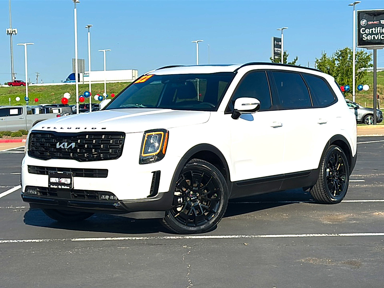 Used 2022 Kia Telluride SX w/ SX Prestige Package image 2
