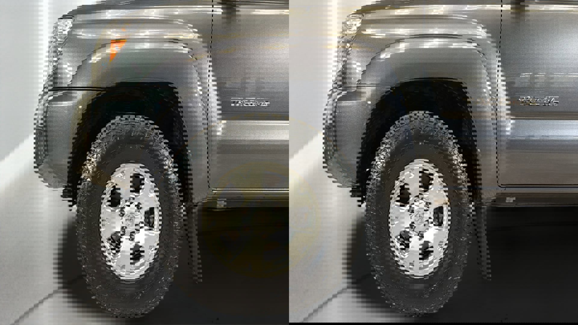 Used 2013 Toyota Tacoma PreRunner w/ TRD Off-Road Pkg RWD image 36