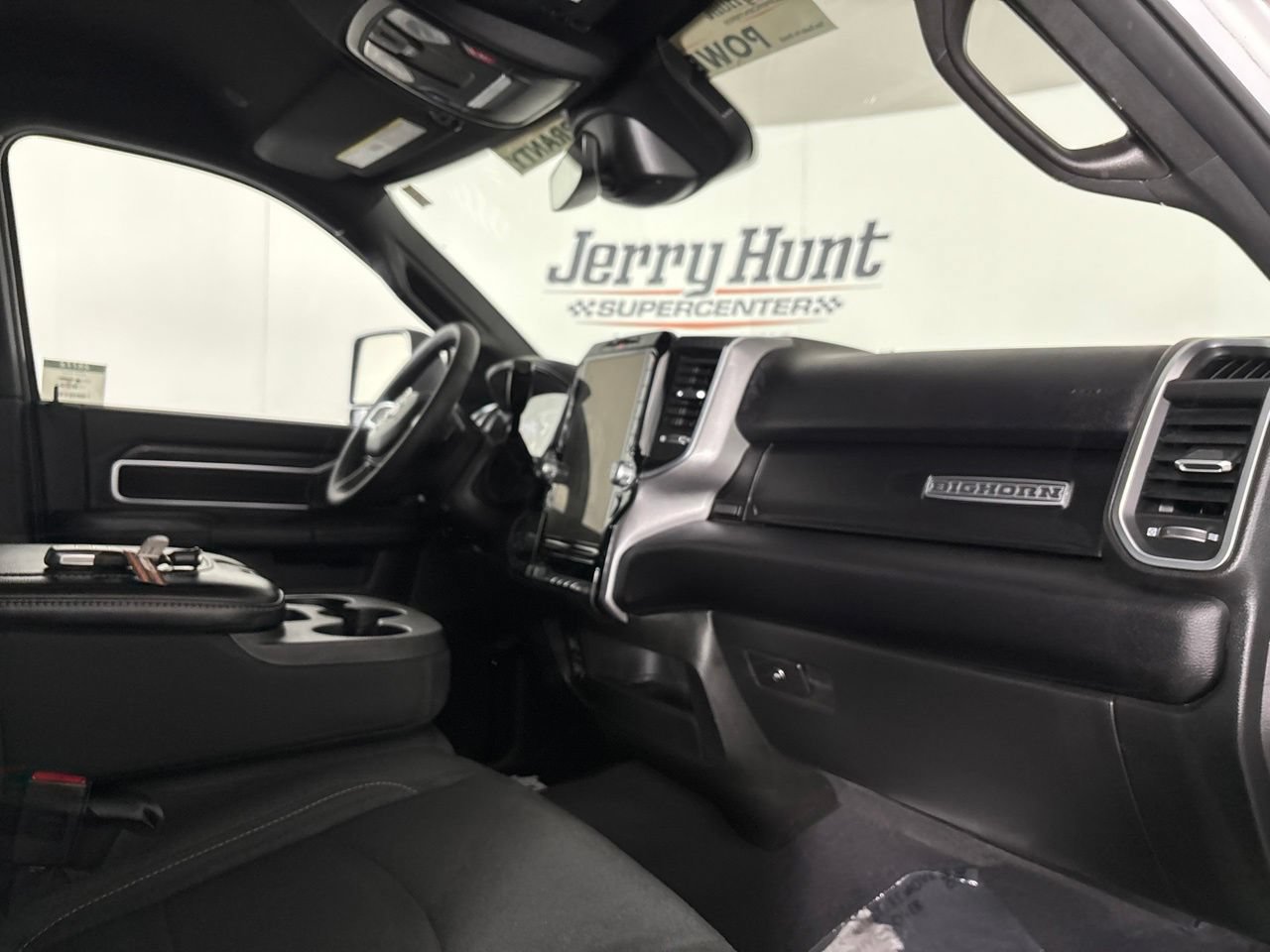 Used 2025 RAM 2500 Big Horn AWD/4WD image 30