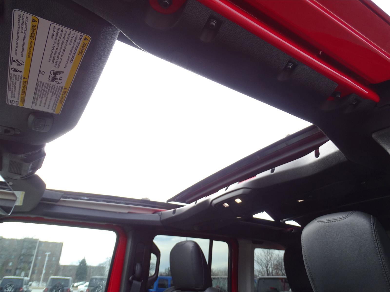 New 2025 Jeep Wrangler Sahara w/ Technology Group image 27