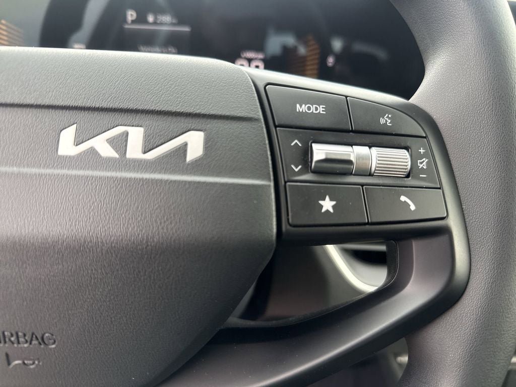 New 2026 Kia K4 FWD image 17