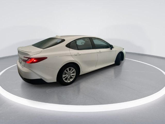 Used 2025 Toyota Camry LE w/ Convenience Package FWD image 6