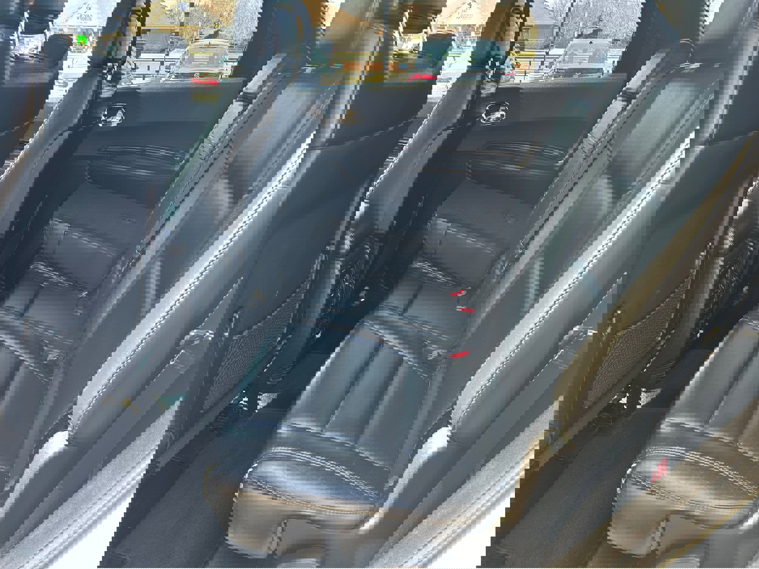 Used 2012 Dodge Durango Crew w/ Leather Interior Group image 6