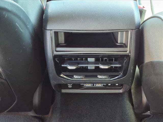 Used 2023 Jeep Grand Cherokee Limited w/ Luxury Tech Group II AWD/4WD image 16