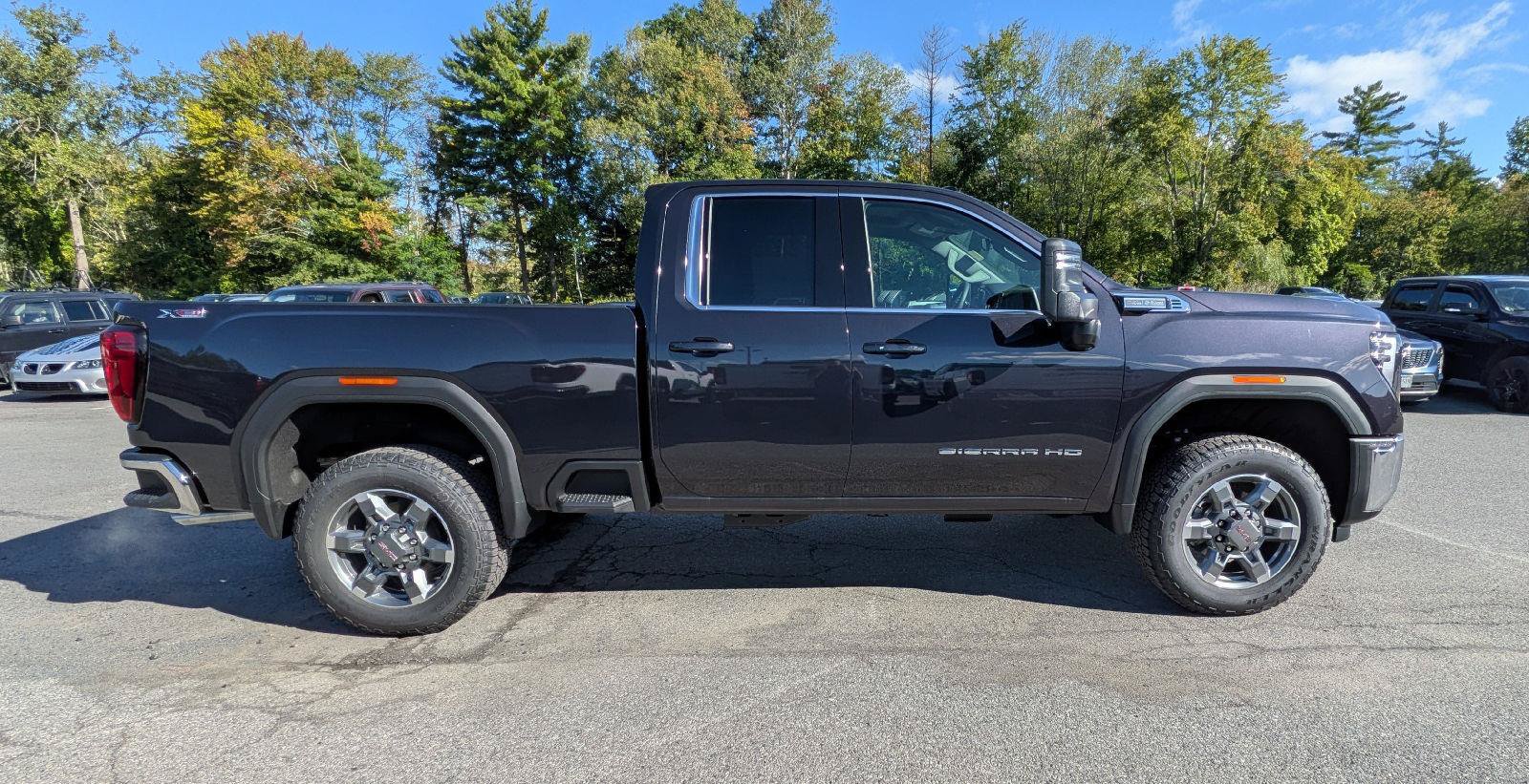 New 2026 GMC Sierra 2500 SLE w/ SLE Value Package; AWD/4WD image 6