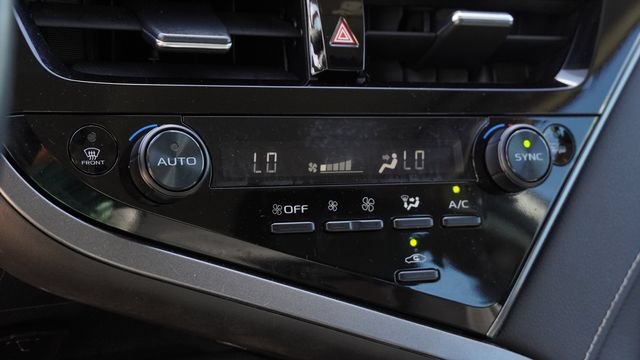 Used 2024 Toyota Camry XSE FWD image 23