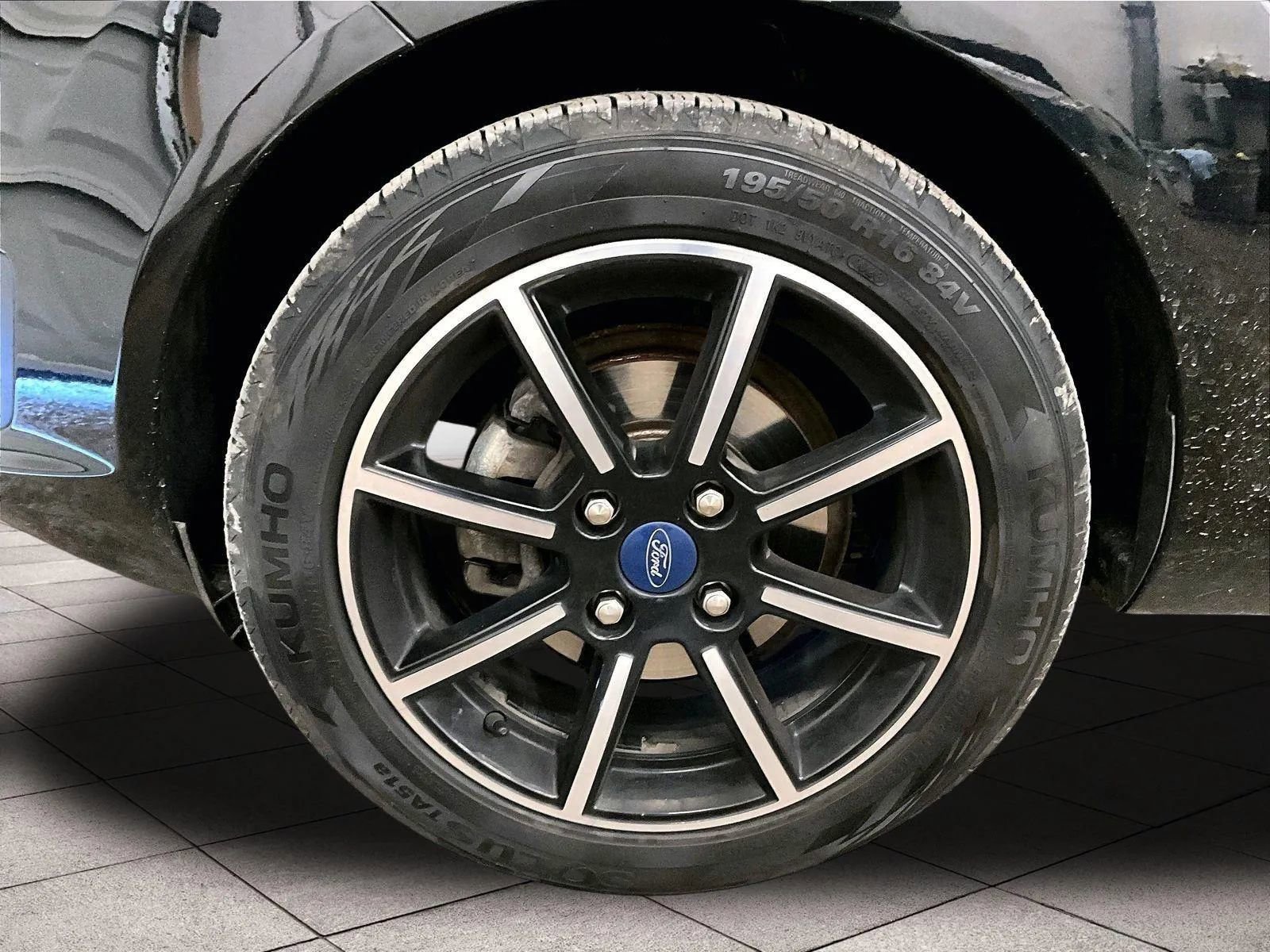 Certified 2019 Ford Fiesta SE image 8