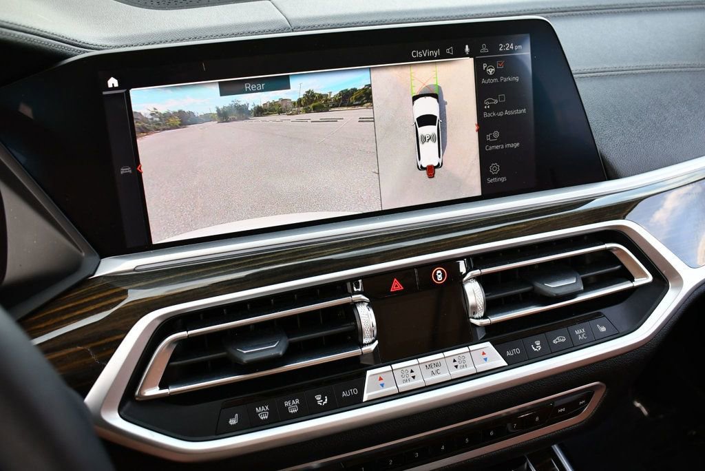 Used 2021 BMW X7 xDrive40i w/ Premium Package 2 image 57