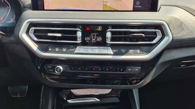 Used 2022 BMW X3 sDrive30i w/ M Sport Package image 31