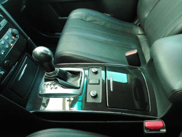 Used 2017 INFINITI QX70 AWD image 39