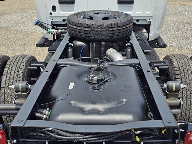 New 2026 RAM 3500 Tradesman AWD/4WD image 30