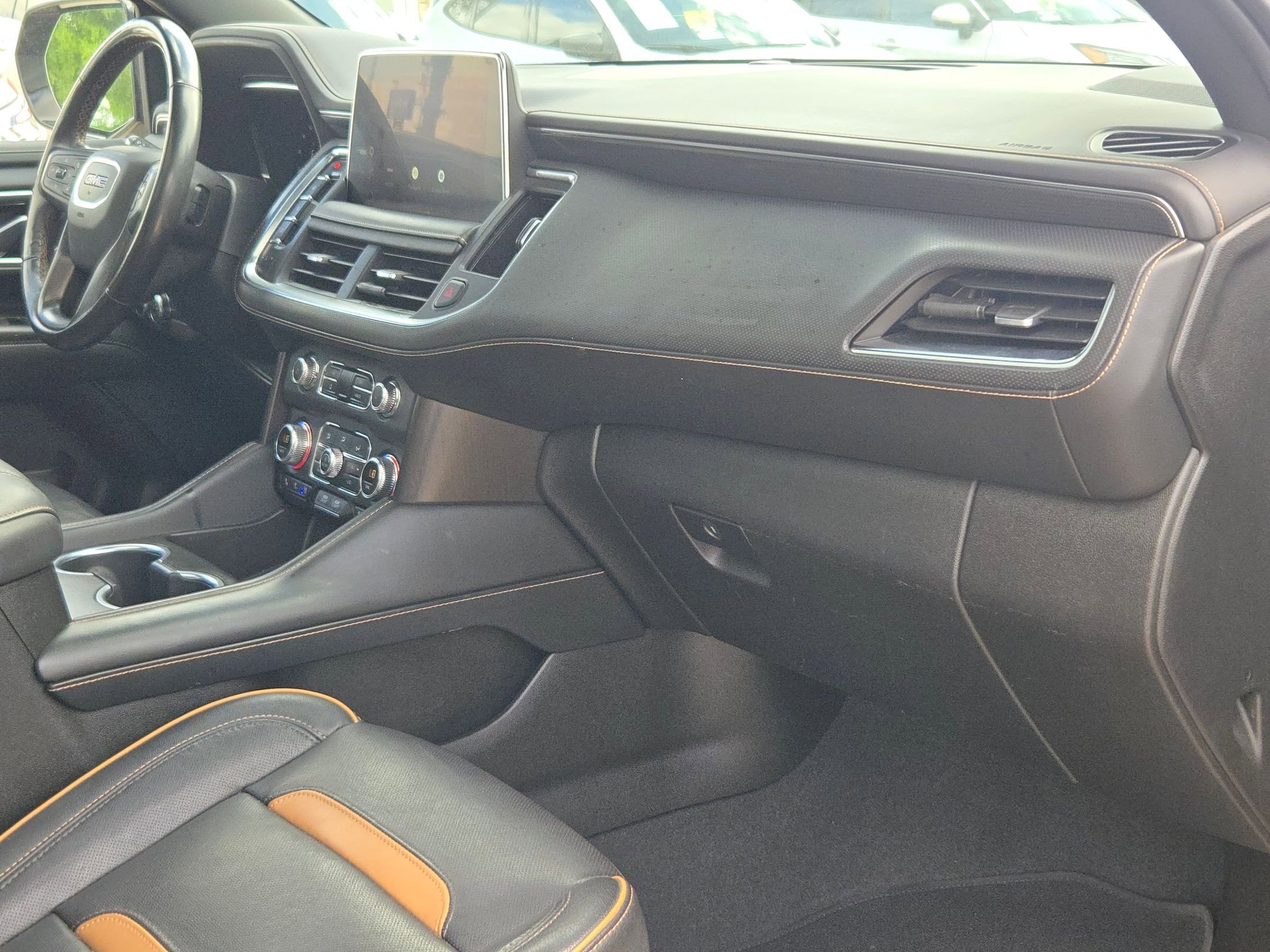 Used 2023 GMC Yukon AT4 image 41