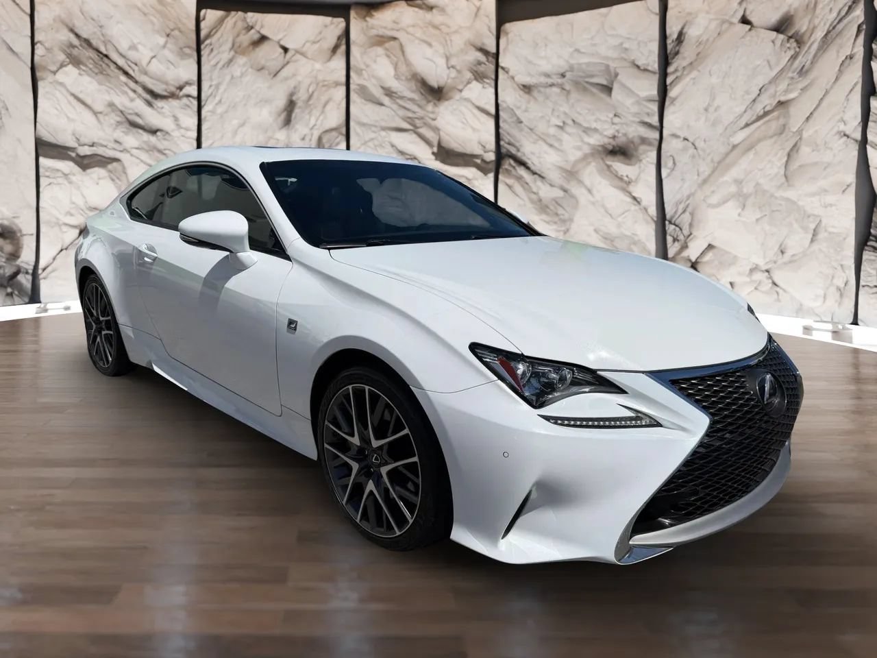 Used 2017 Lexus RC 200t F Sport RWD image 4