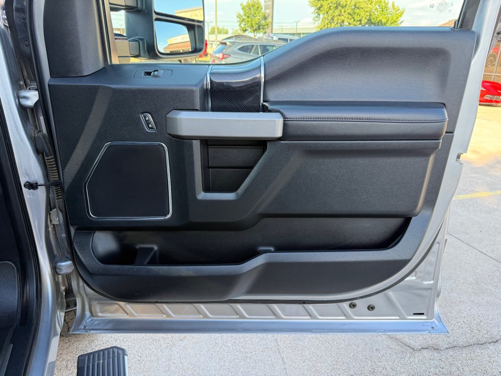 Used 2021 Ford F250 Platinum AWD/4WD image 27