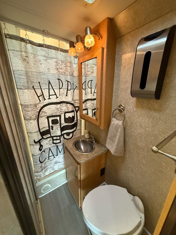 Used 2008 Dodge Sprinter 3500 image 14