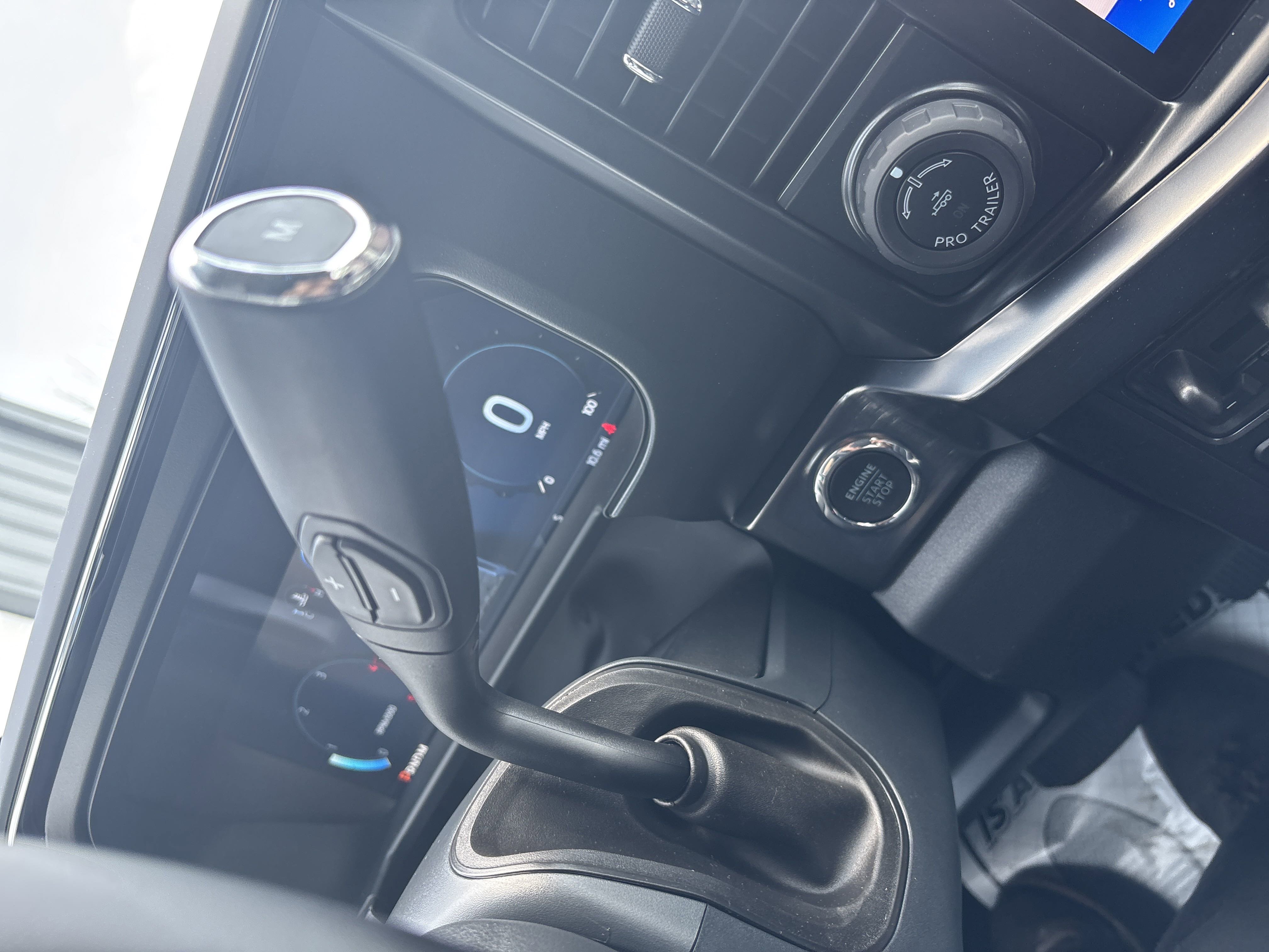 New 2025 Ford F250 Lariat w/ Lariat Ultimate Package image 24