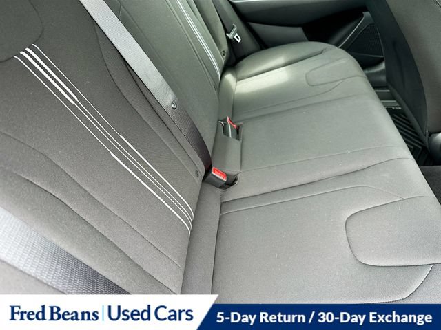 Used 2025 Hyundai Elantra SEL FWD image 28