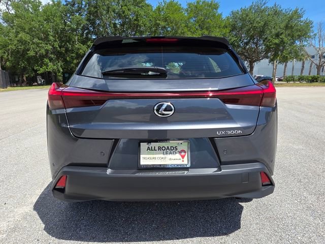 New 2026 Lexus UX 300h FWD image 4