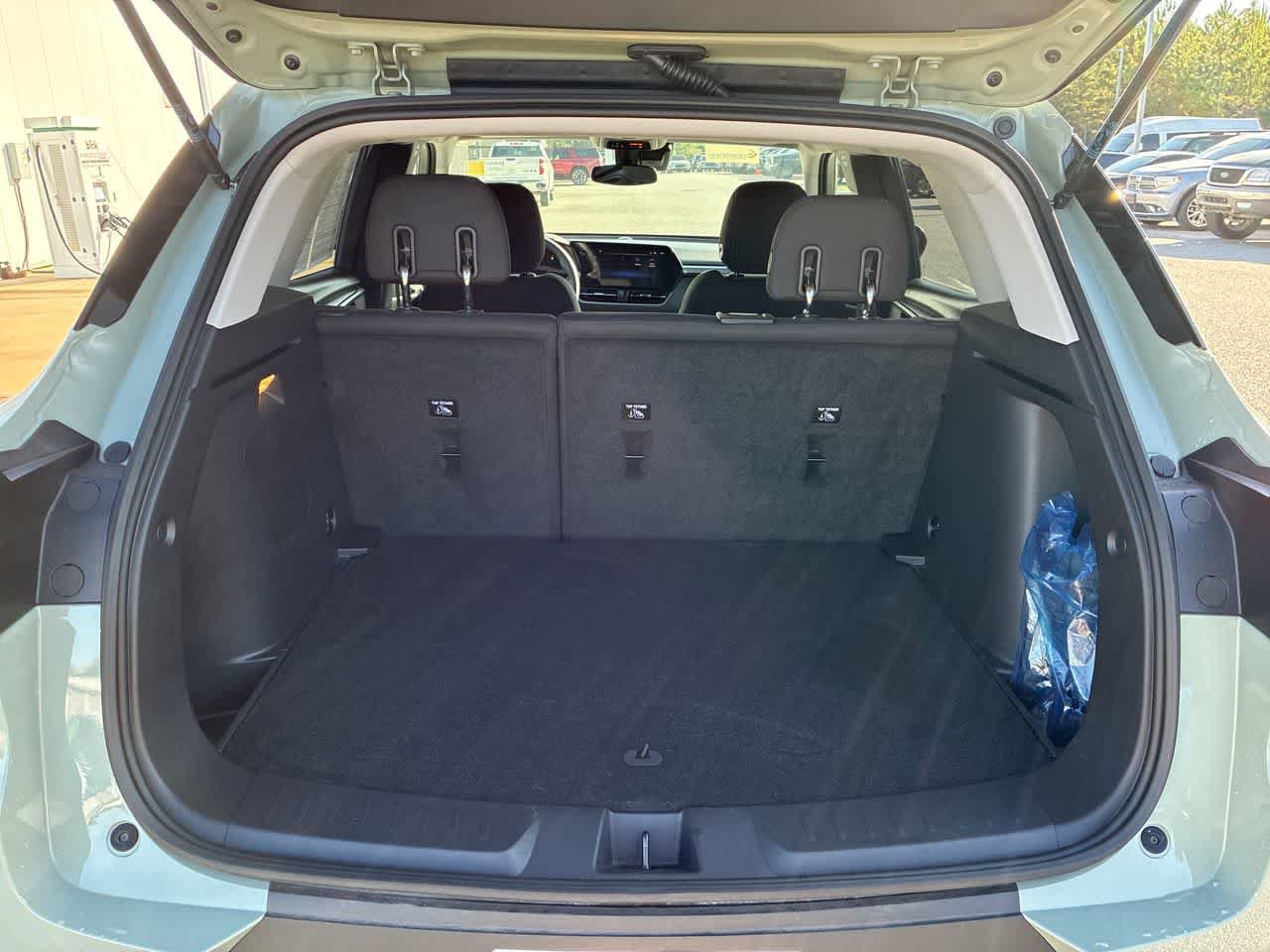 Used 2025 Chevrolet TrailBlazer LT FWD image 23