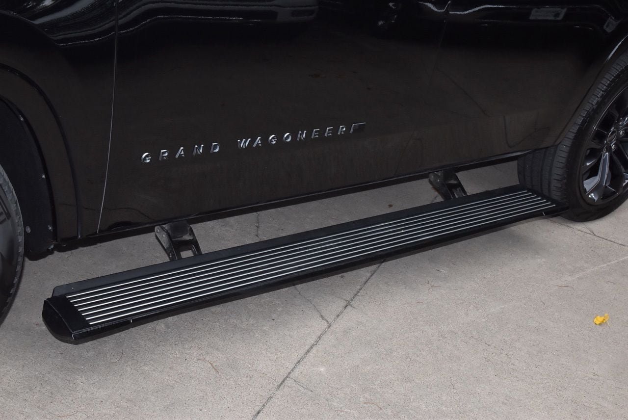 Used 2024 Jeep Grand Wagoneer Series III w/ Rear Seat Video Group 1 AWD/4WD image 38