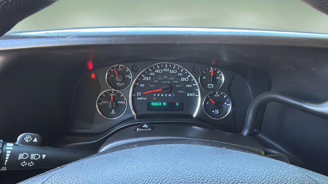 Used 2025 Chevrolet Express 2500 w/ Driver Convenience Package RWD image 20