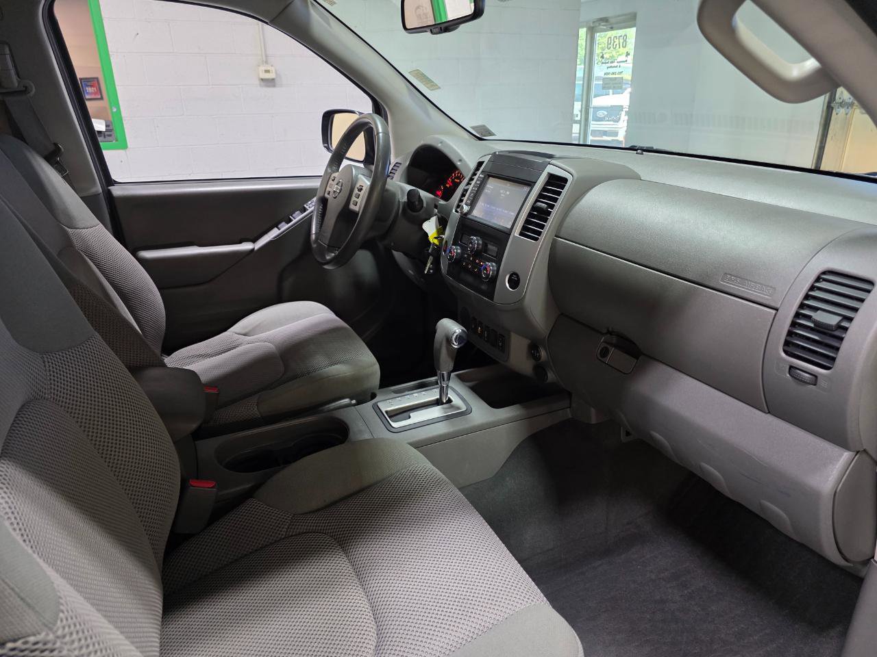 Used 2019 Nissan Frontier SV RWD image 24