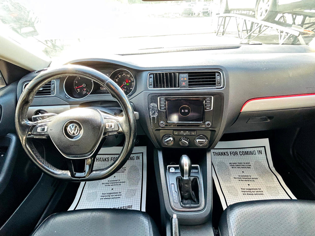 Used 2017 Volkswagen Jetta SE image 18