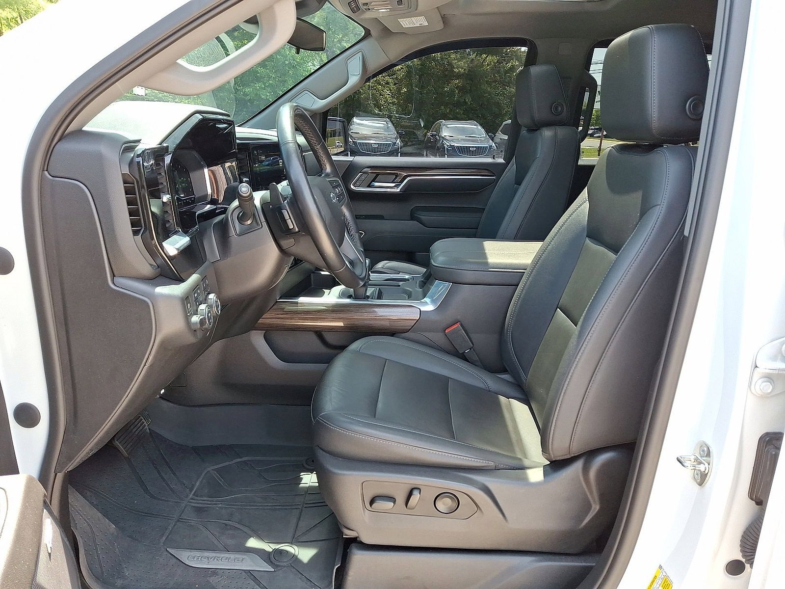 Used 2023 Chevrolet Silverado 1500 RST w/ RST All Star Premium Package AWD/4WD image 11