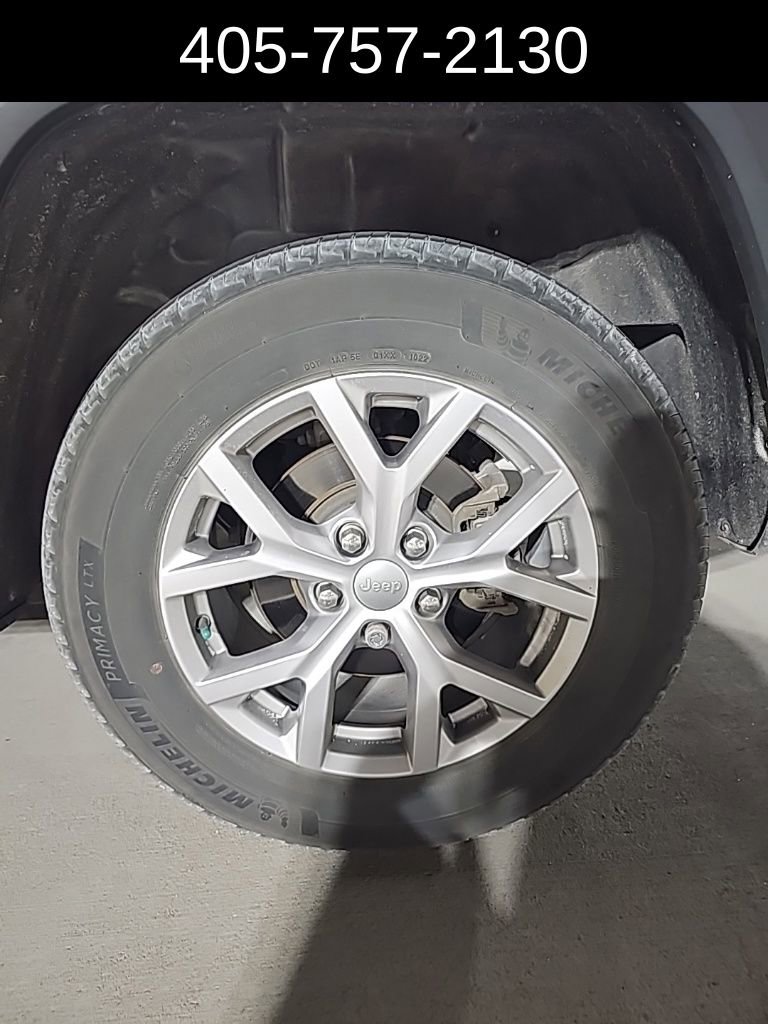 Used 2022 Jeep Grand Cherokee Limited image 7