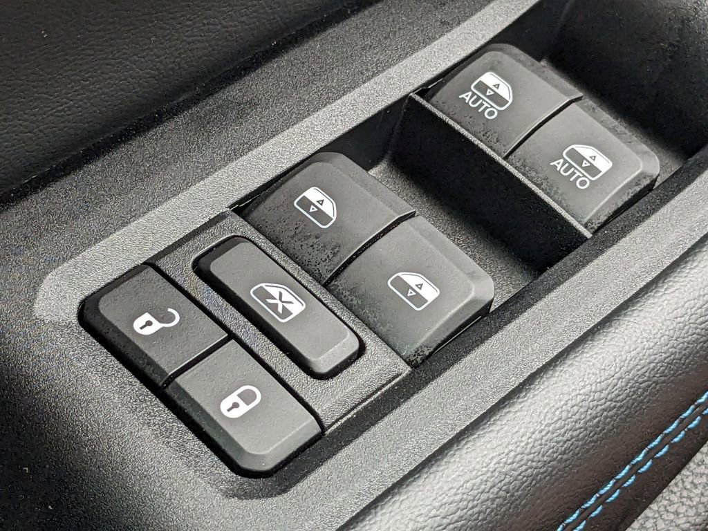 New 2024 Jeep Grand Cherokee Trailhawk w/ Luxury Tech Group III image 22