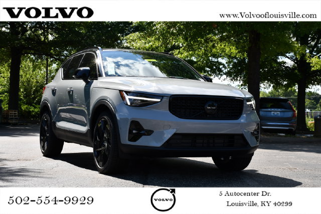 New 2026 Volvo XC40 B5 Ultra w/ Protection Package Premier AWD/4WD image 1
