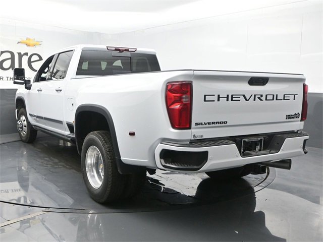 New 2026 Chevrolet Silverado 3500 High Country w/ High Country Premium Package image 13