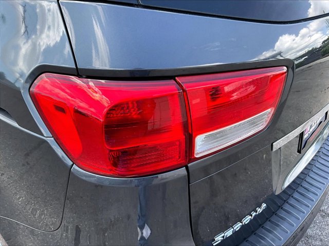 Used 2017 Kia Sedona LX w/ LX Essentials Premium Package FWD image 29