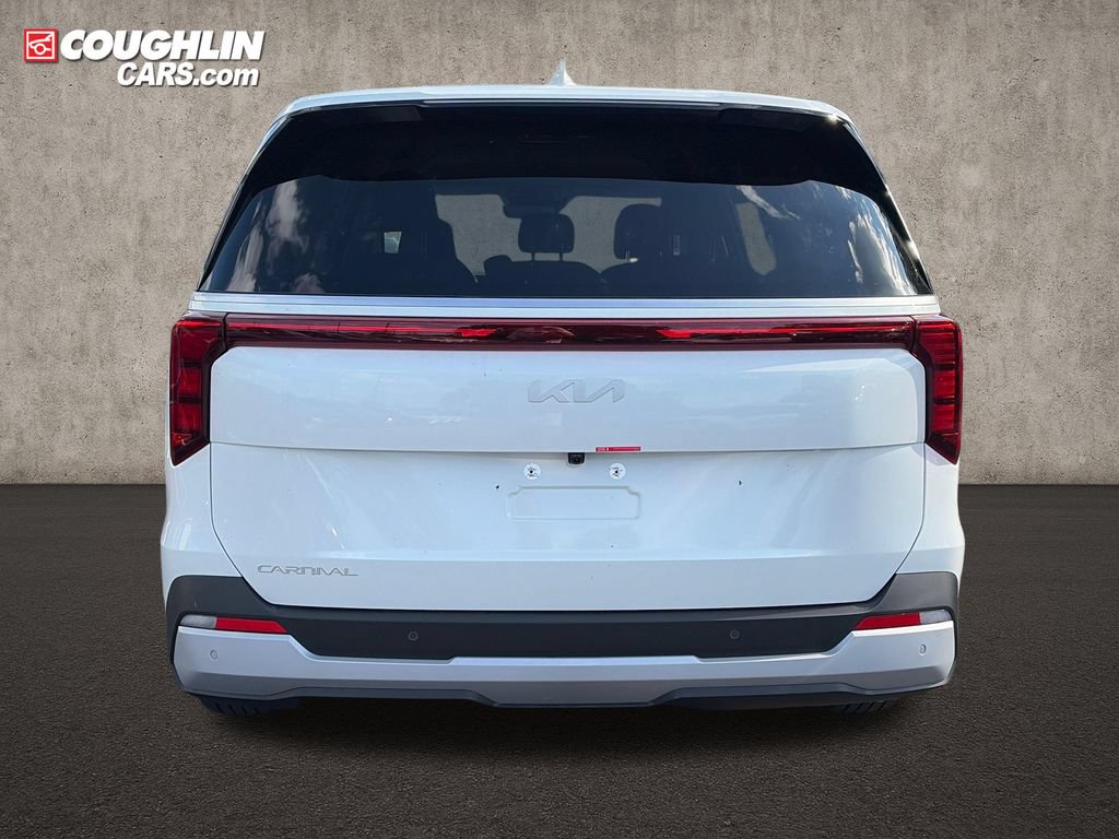 New 2027 Kia Carnival FWD image 6