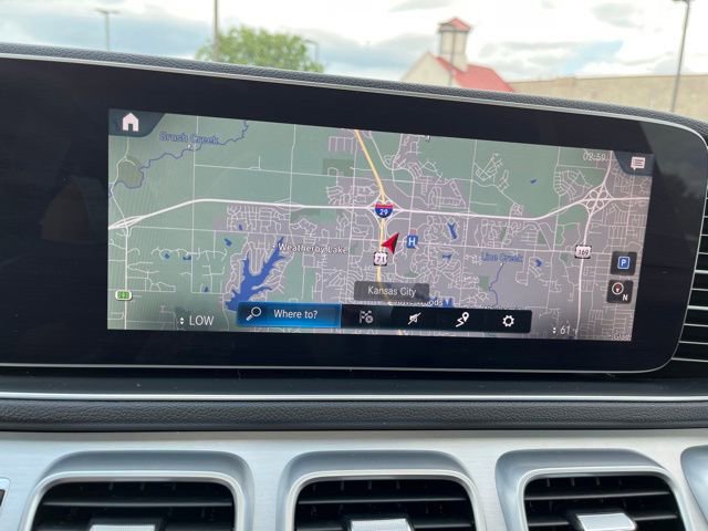 Used 2022 Mercedes-Benz GLE 350 w/ 3rd Row Seat Package image 22