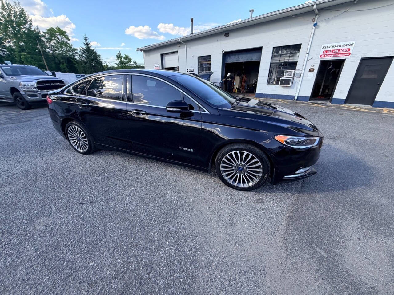 Used 2018 Ford Fusion Titanium FWD image 21