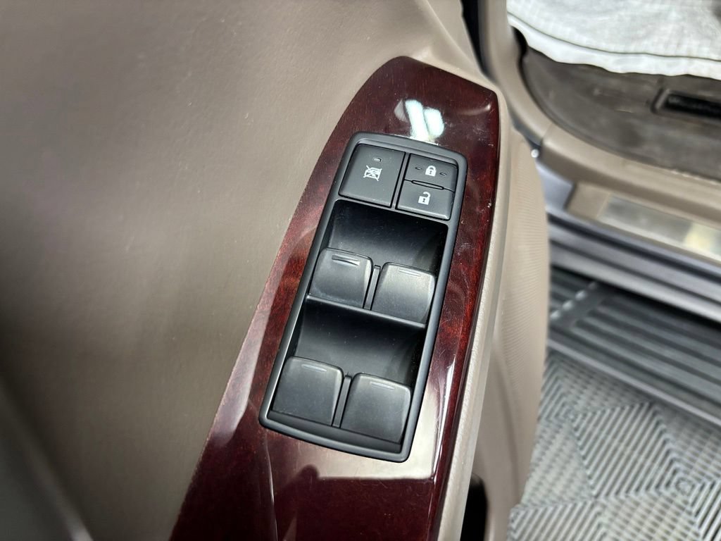 Used 2018 Lexus GX 460 Premium w/ Premium Package AWD/4WD image 12