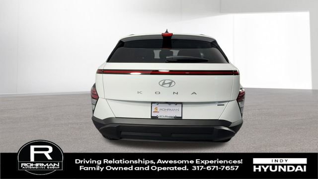 Certified 2025 Hyundai Kona SEL image 8
