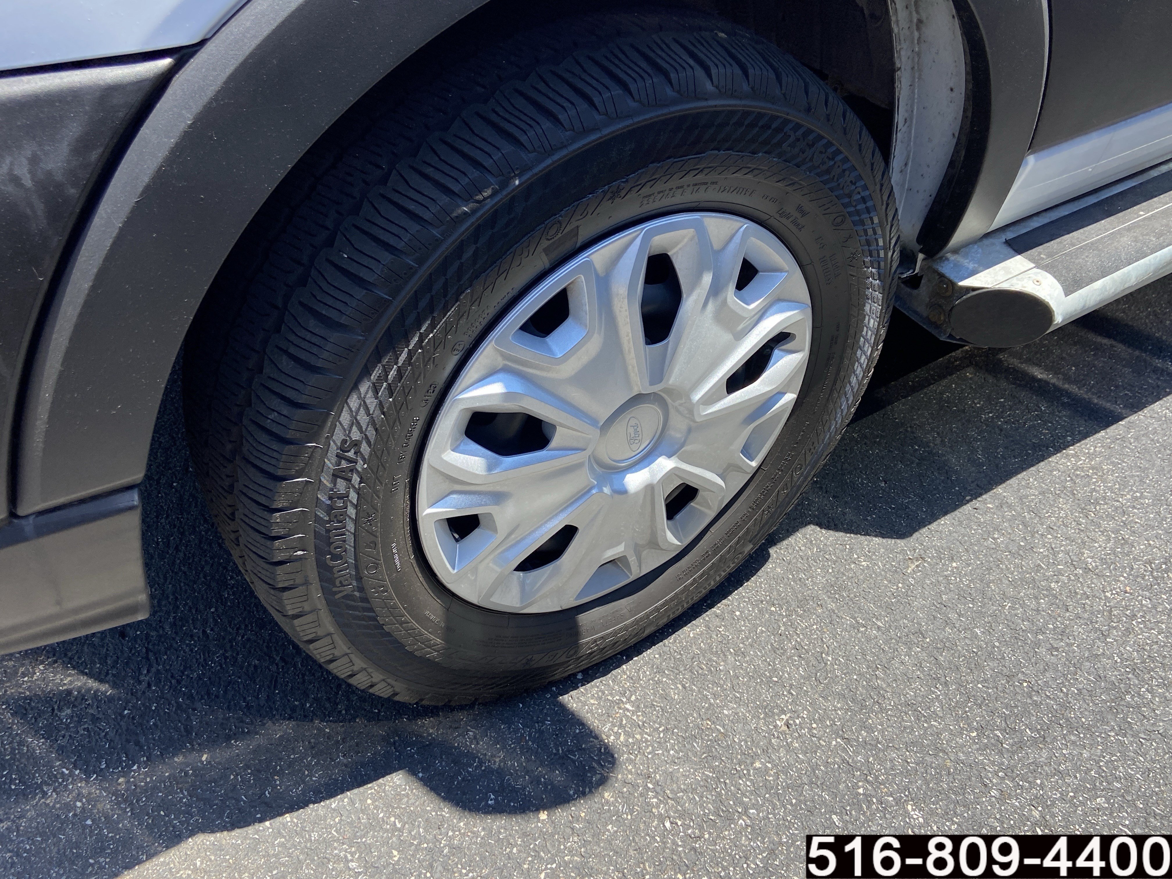 Used 2024 Ford Transit 250 Low Roof w/ Exterior Upgrade Package RWD image 7
