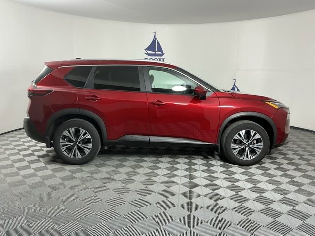 Used 2023 Nissan Rogue SV w/ SV Premium B Package image 6