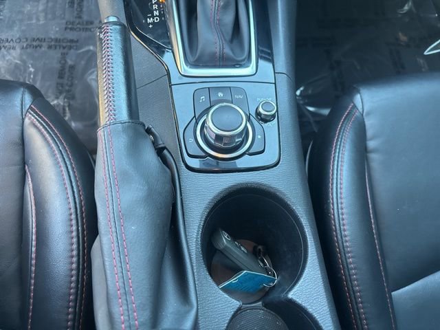 Used 2015 MAZDA MAZDA3 i Grand Touring image 32