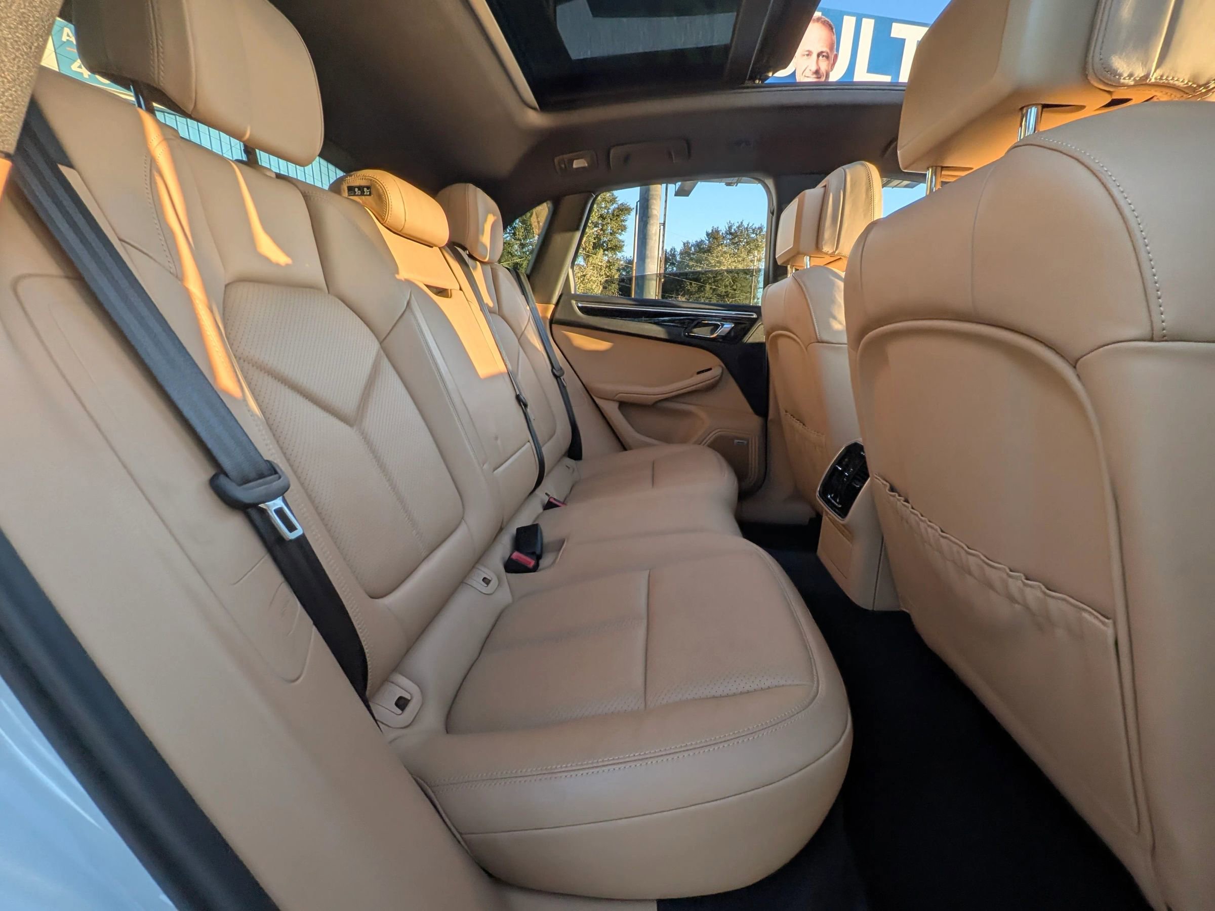 Used 2017 Porsche Macan S image 7