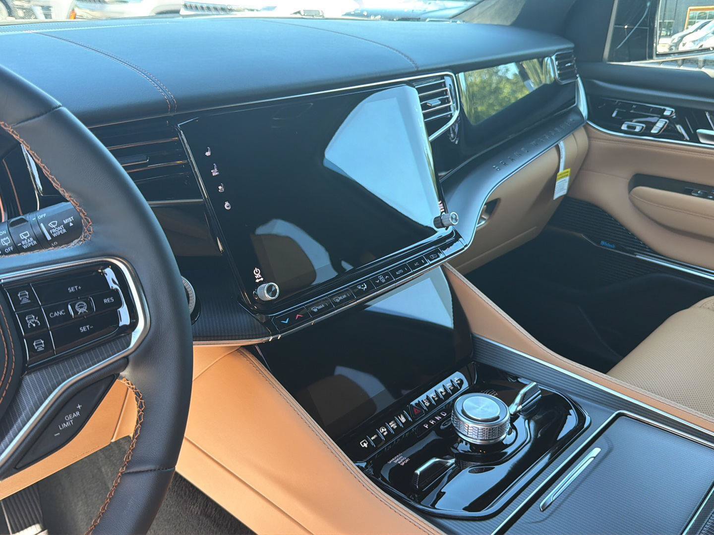 New 2026 Jeep Grand Wagoneer L Summit AWD/4WD image 15