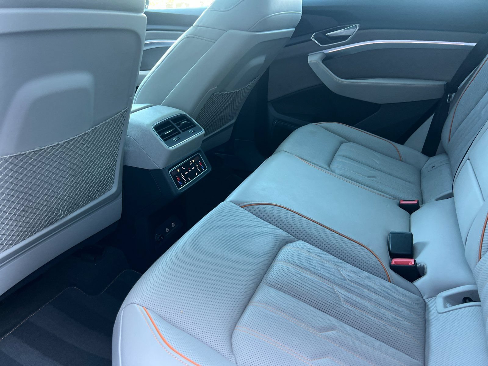 Used 2024 Audi Q8 e-tron Prestige AWD/4WD image 12