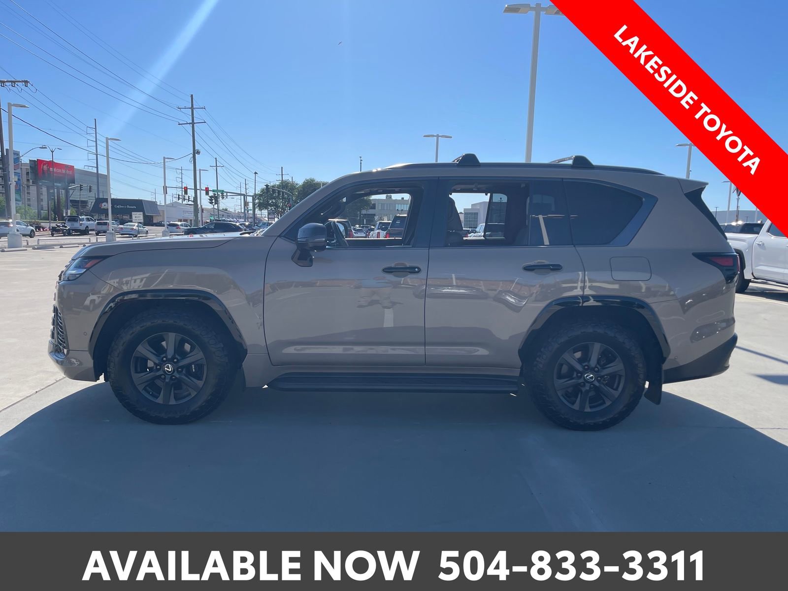 Used 2025 Lexus LX 700h Overtrail AWD/4WD image 2
